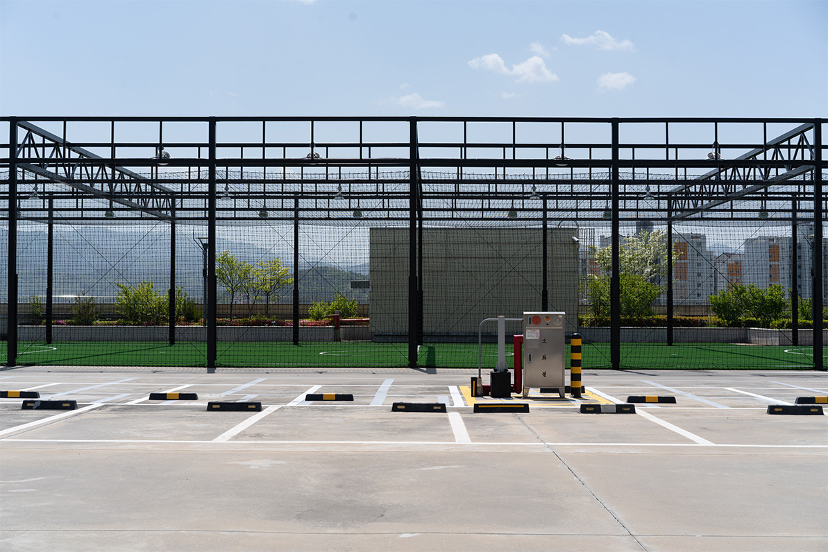 대구 에프에이필드 율하점