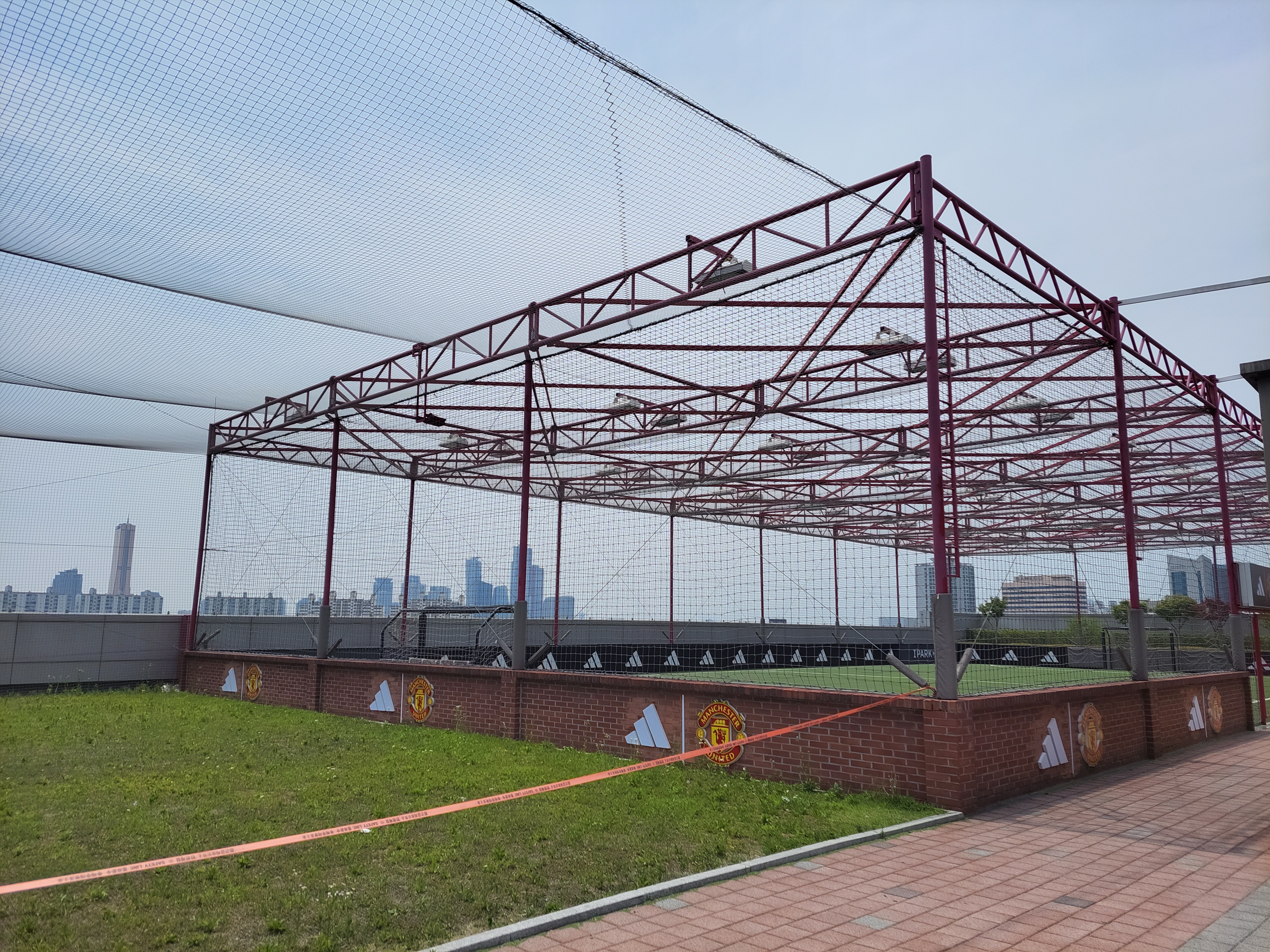 서울 용산 아디다스 더베이스