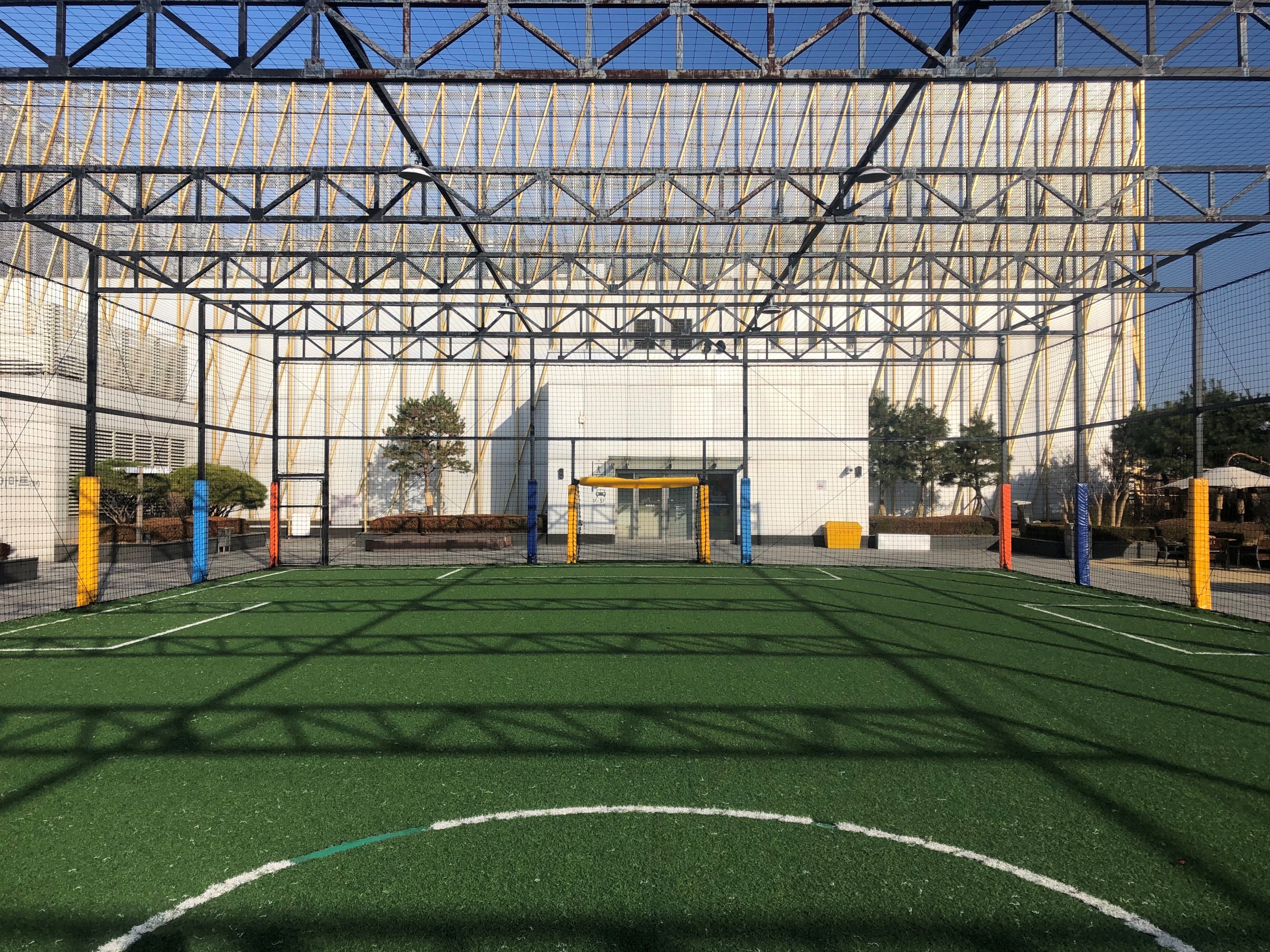 수원 롯데몰 컬러디움 야외풋살장