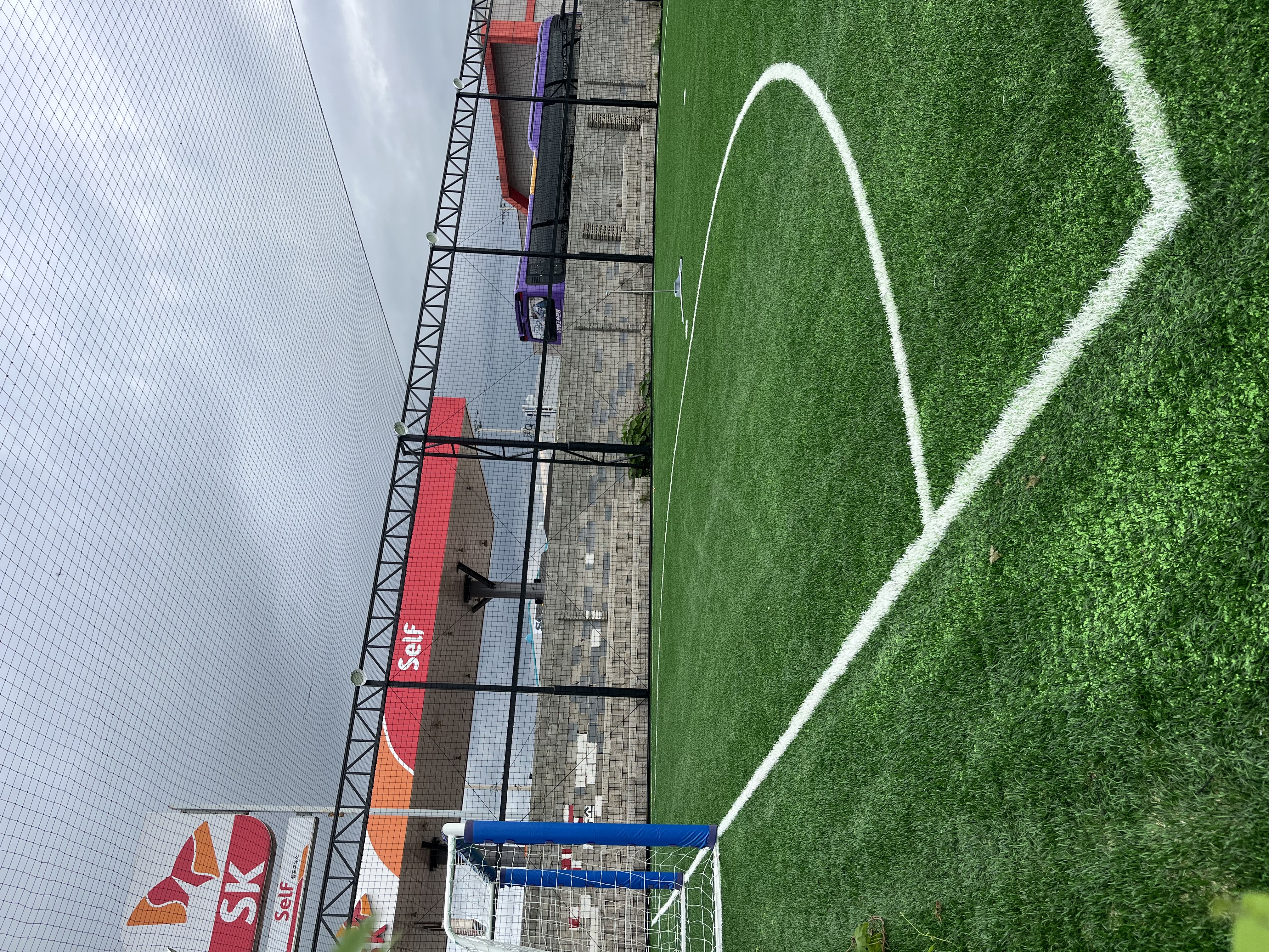 포항 헤이데이 풋살장 2호점